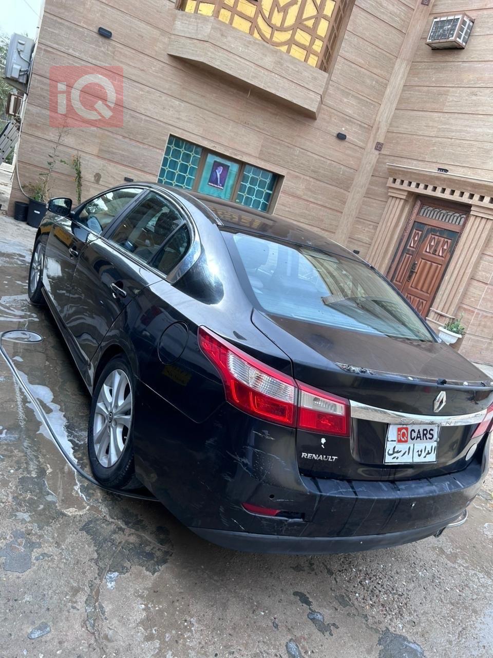 رينو سافران